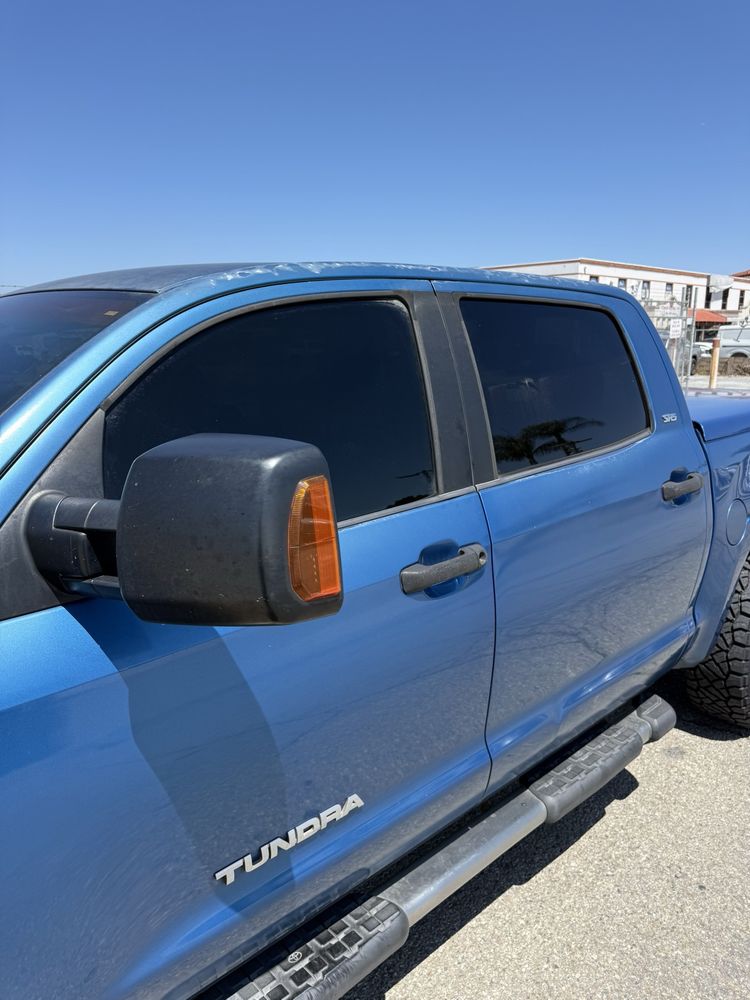 Blue pickup in the bay